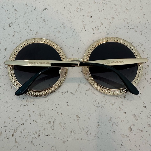 DOLCE & GABBANA ROUND SUNGLASSES - Picture 14 of 16